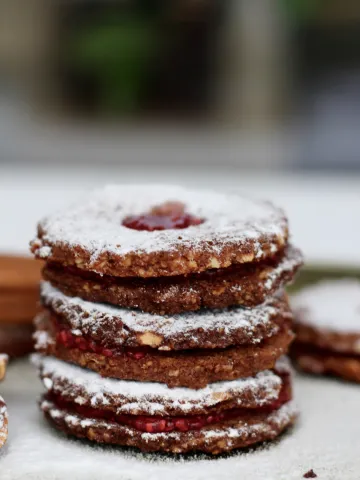 Low carb Linzer Augen