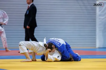 Maya Kochauf beim Judo