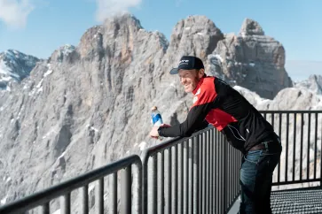 Simon Eder in den Bergen