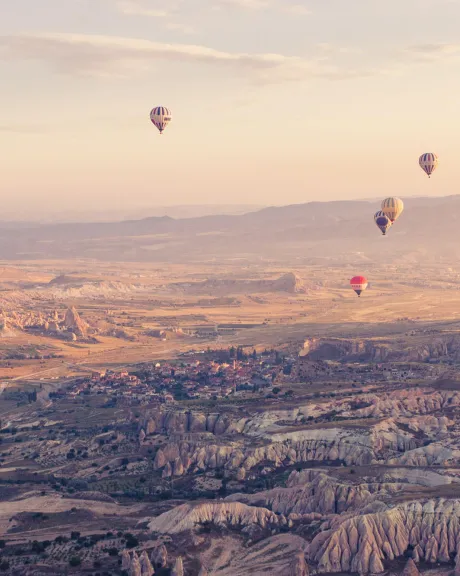 Heißluftballons in der Luft