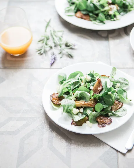 Salat mit Eierschwammerl