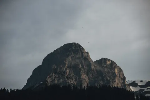 Ein steiniger Berg