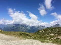 Aussicht von einem Berg beim Wandern