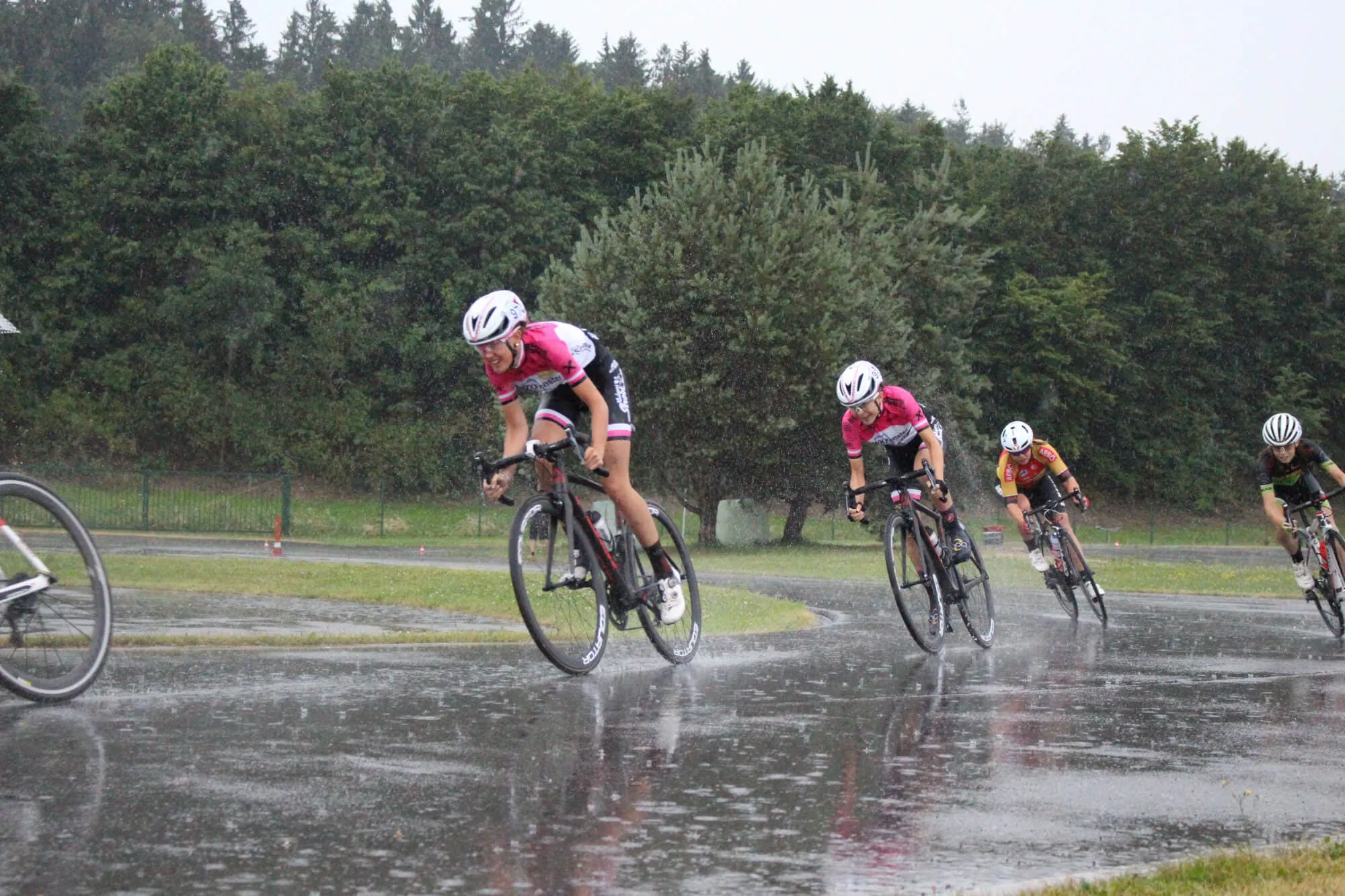 Radrennteam Pielachtal beim Fahren