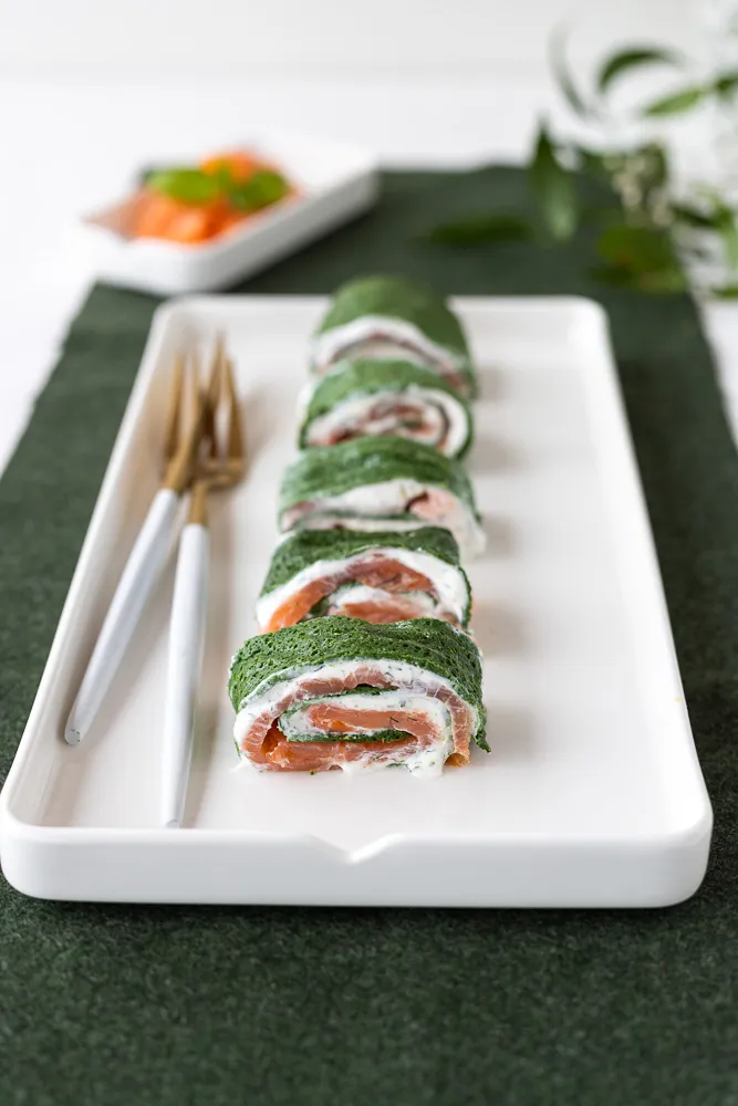 Low carb Spinat und Lachs Wraps